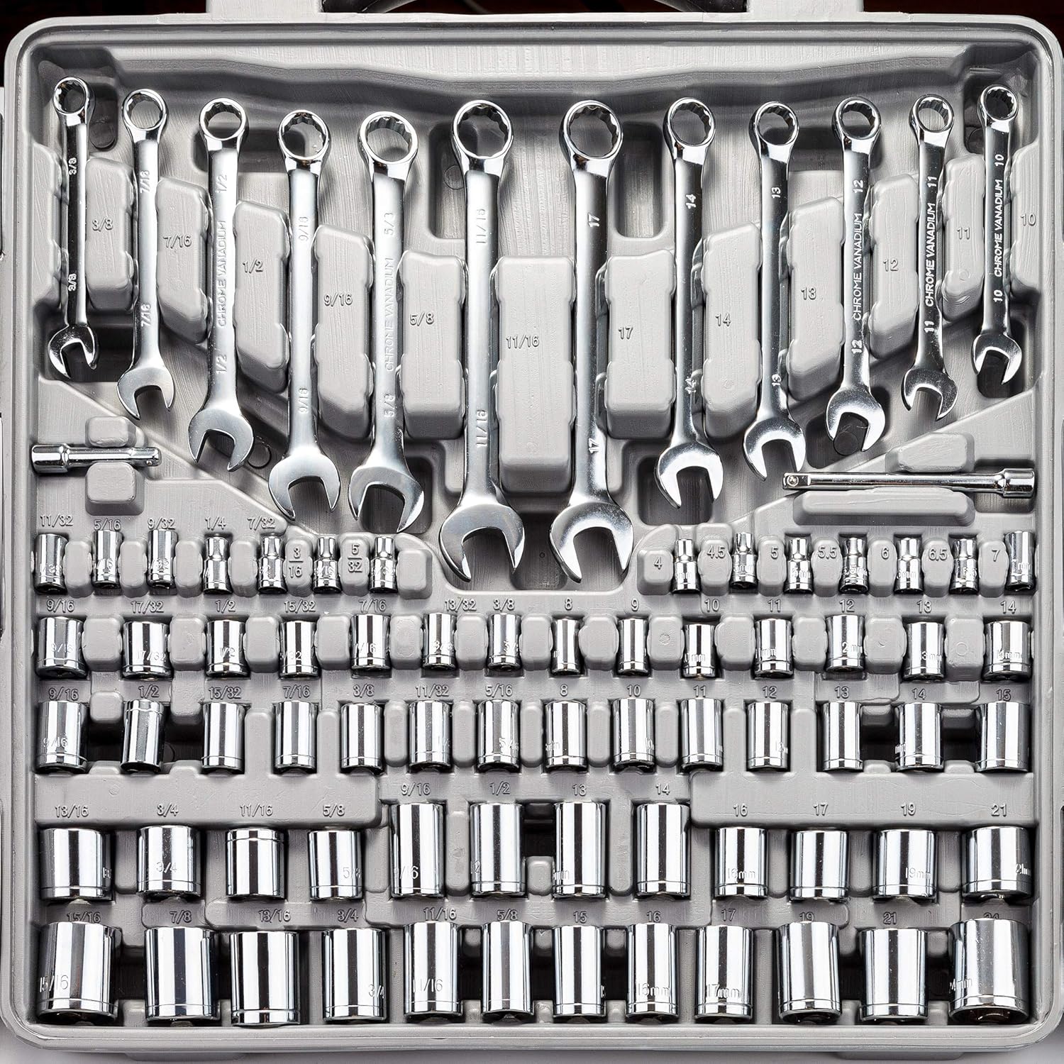 CARTMAN 205 Piece Ratchet Wrench Tool Set 1/4" & 3/8" & 1/2" Drive with SAE/Metric Sockets Kit in Plastic Toolbox